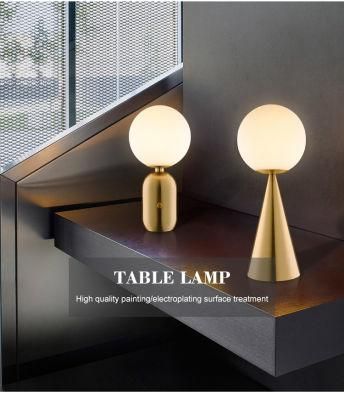 Hot Selling Wholesale Gold Bases Glass Globe Modern Luxury Decorative Bedside LED Table Lamp