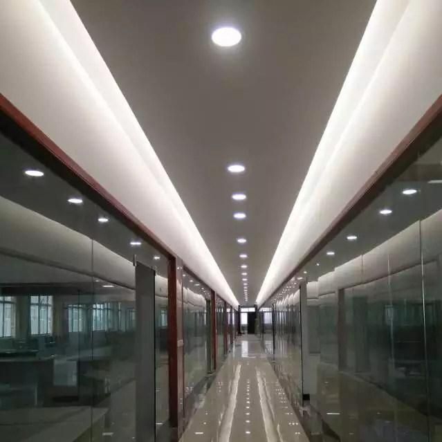 Surface Mounted Ceiling Light LED T5 Linear Tube 0.9m 12W 100lm/W 5000K