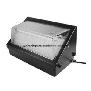 Indoor and Outdoor Usage IP65 Waterproof 40W 60W 90W LED Wall Pack Light