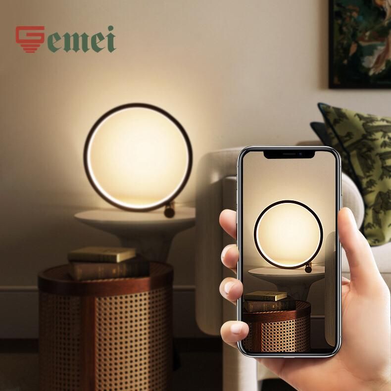 High Quality Home Decorative Modern Q-Type Table Lamp with Remote