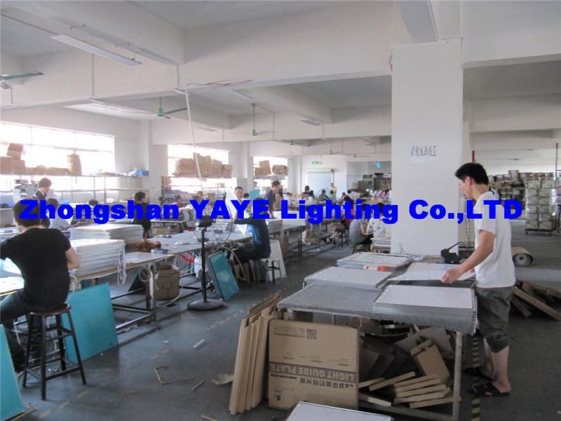 Yaye 18 Ce/RoHS Best Sell 600*1200mm 36W/48W/60W LED Panel Light & LED Panel Lamp with 2/3 Years Warranty