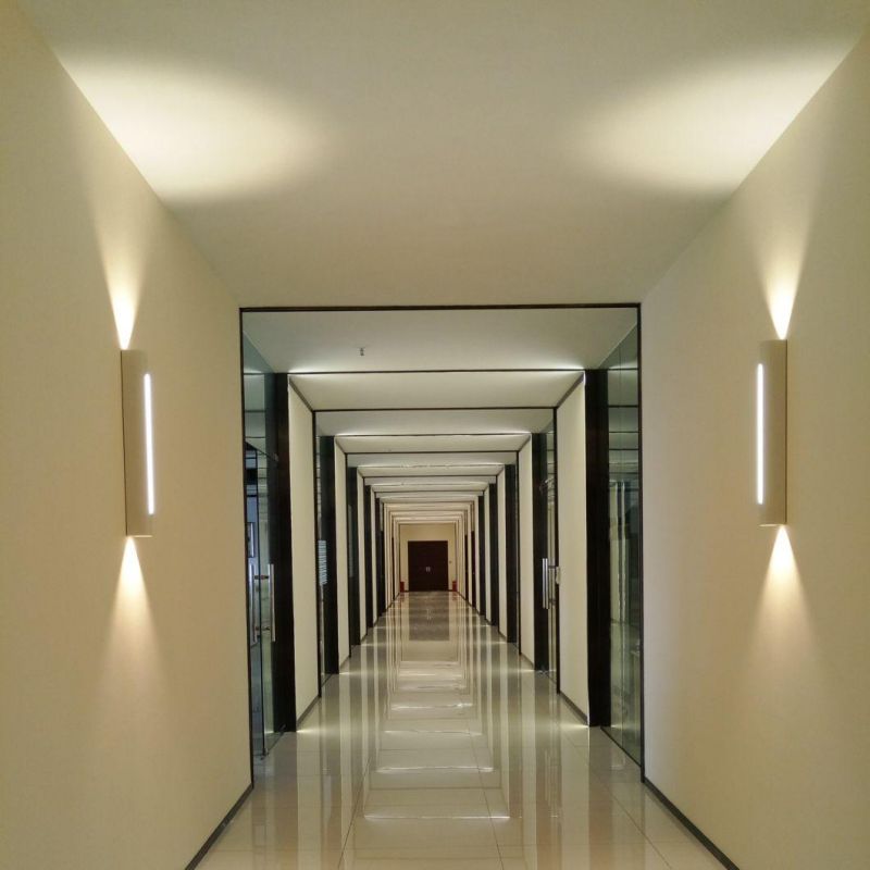 Modern Interior Adjustable Hotel Room LED Wall Lamp
