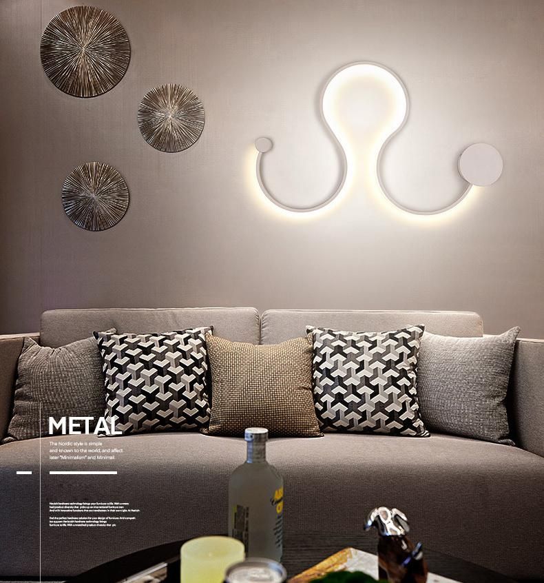 Modern Creative Acrylic Curve Wall Light Nordic Snake Wall Sconce Snake LED Wall Lamp for Home Hotel Decors Lighting Fixture