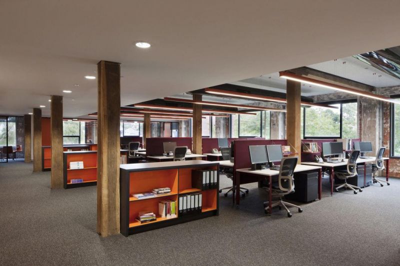 1.2m 1.5m 2.4m Daylight 5000K IP65 Aluminium Linear Super LED Tube LED Linear Trunking System