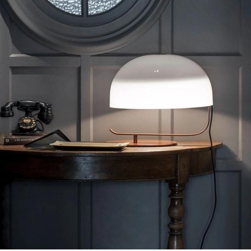 Nordic Simple Post-Modern Light Table Lamp Mushroom Table Lamp (WH-MTB-204)