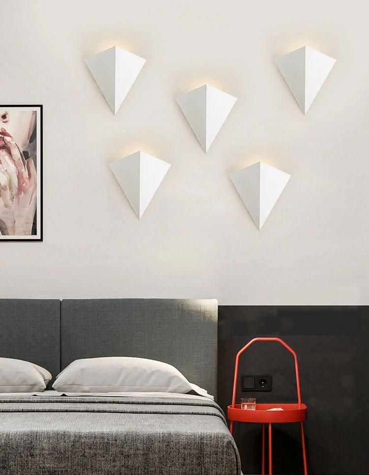 LED Wall Lamp Nordic Modern Living Room Bedroom Corridor Bedside Lamp Creative Geometric Triangle Wall Lamp