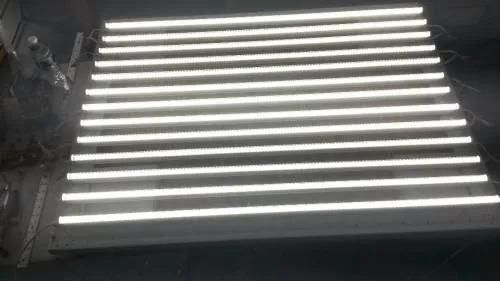 Aluminium Base Clear Cover Straight Linear LED T5 Cabinet Tube Light 600mm 7W 700lm 100lm/W 4000K Nature White