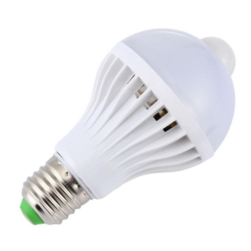 Ce RoHS 9W A60 LED Bulb Energy Saving Lamp Light