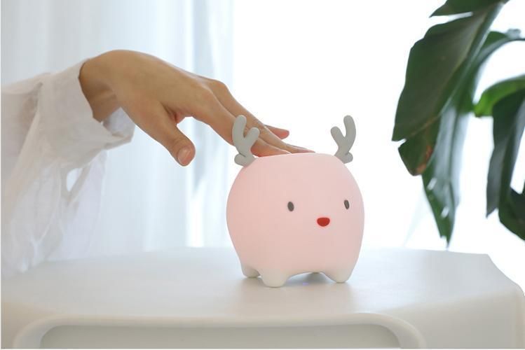 New Arrival USB Rechargeable Silicone Sleep LED Table Desk Deer Lamp Night Light for Kids