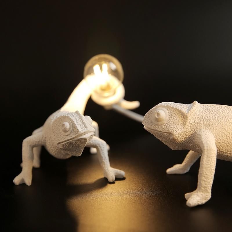Chameleon Table Lamp Designer Resin Animal Table Lamps (WH-MTB-11)
