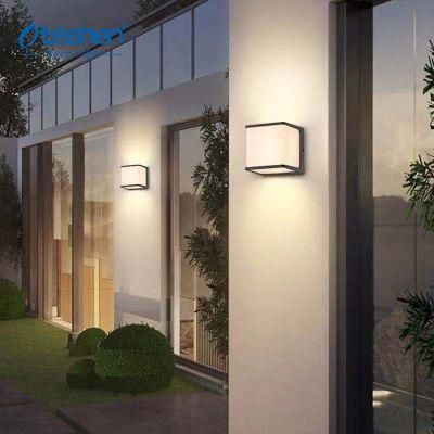 Hot Sale Plastic IP65 Oteshen 120X120X92mm Foshan Wall LED Garden Light Lbd0641-8