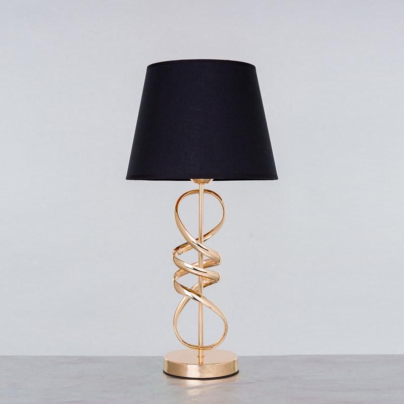 The Most Popular Office Bedroom Lamp Metal Decoration Hotel Nordic Bedside Table Lamp Modern Desk Lighting