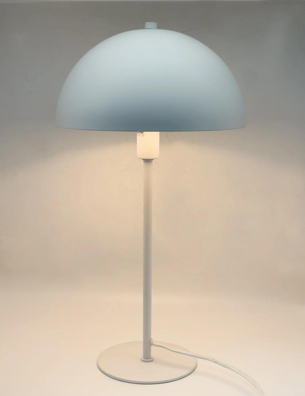 European Style Marbling LED Table Lamp Bedroom LED Marble Desk Lamp with Fabric Shape