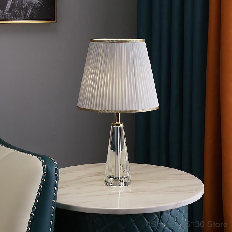 Modern Crystal Table Lamp LED Bedroom Bedside Table Light (WH-MTB-139)