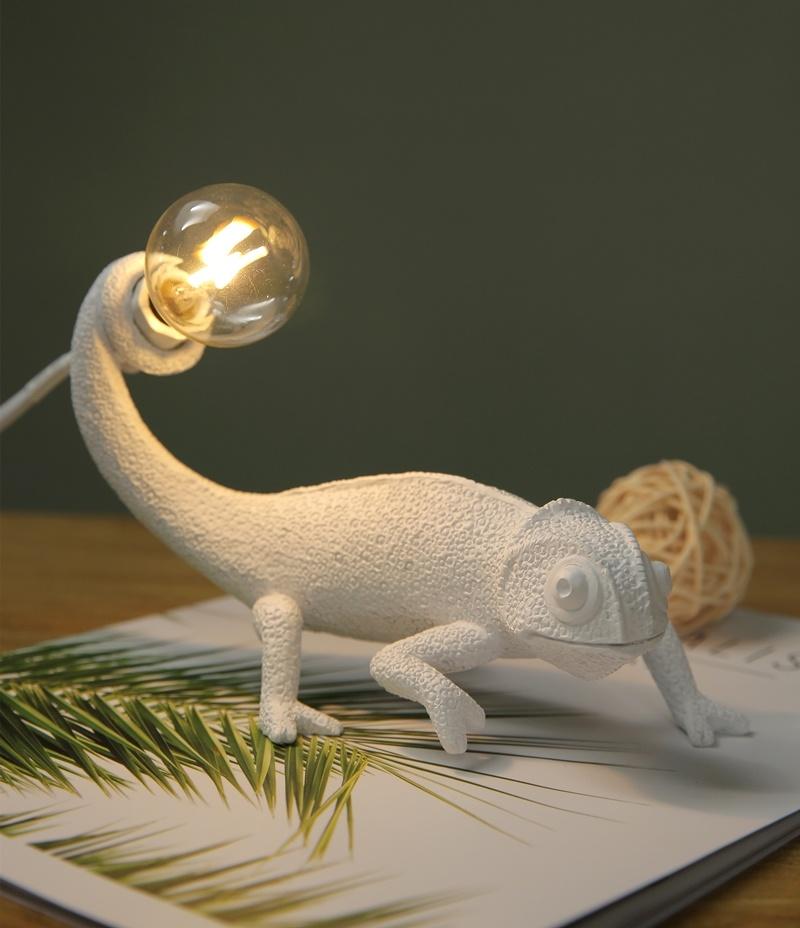 Chameleon Table Lamp Designer Resin Animal Table Lamps (WH-MTB-11)