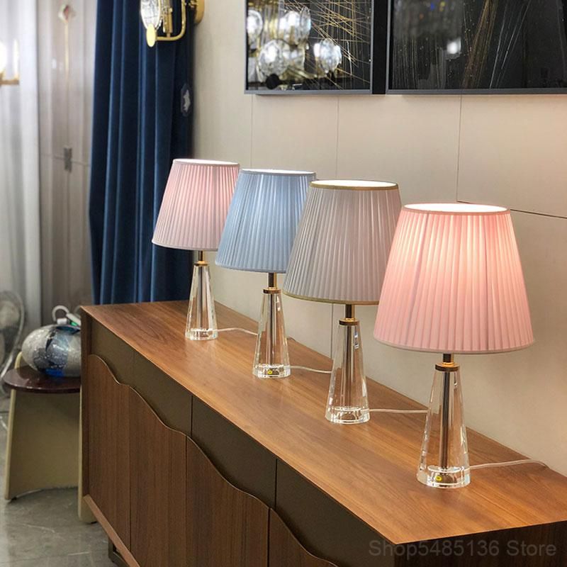 Modern Crystal Table Lamp LED Bedroom Bedside Table Light (WH-MTB-139)