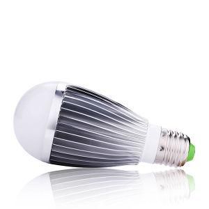 E27 7W LED Bulbs with Al House Cool White