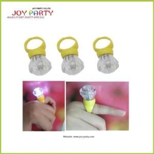Diamond-Shaped LED Bulb Key Ring (Joy25-2000)
