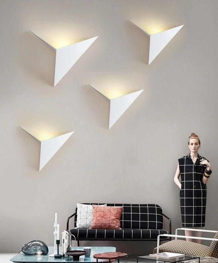 LED Wall Light Creative Wrought Iron Special-Shaped Triangle Wall Light Nordic Minimalist Wall Light