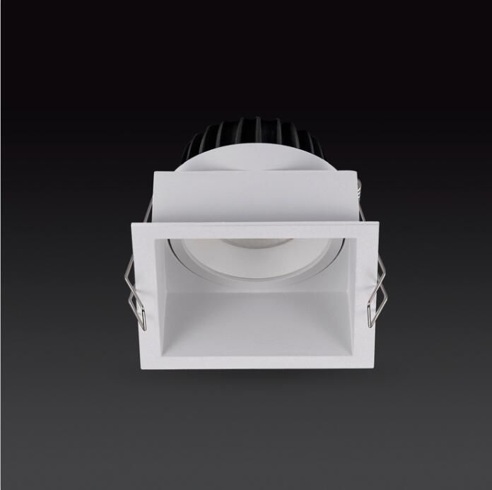 TUV Ce Certified 6frames Adjustable COB 6W10 LED Spotlight