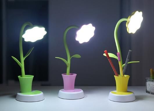 USB Rechargeable Sunflower Pen Holder LED Night Desk Lamp