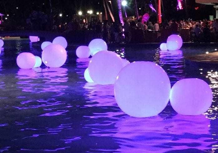 Swimming Pool Balls Floating Balls Light up Pool Ballons